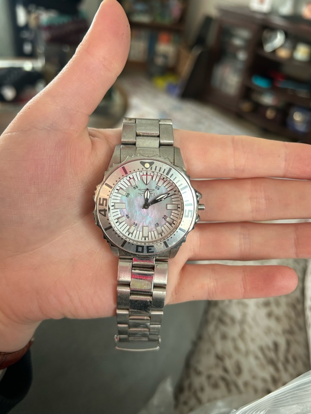 Invicta Silver Stainless Steel Pro Diver Watch (Silver Tone)